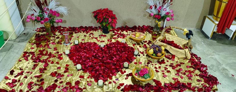 Trabalho espiritual com elementos vermelhos para amor